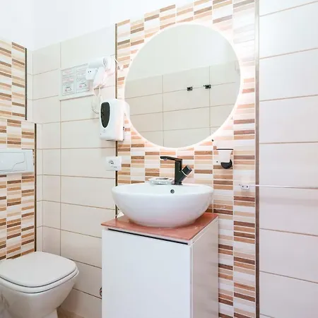 Mirabilia Golden ゲストハウス ボローニャ