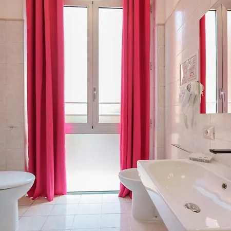 Mirabilia Golden ゲストハウス ボローニャ