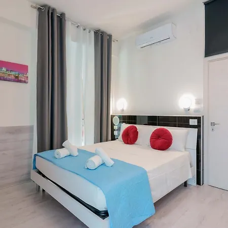 Mirabilia Golden Bolonia