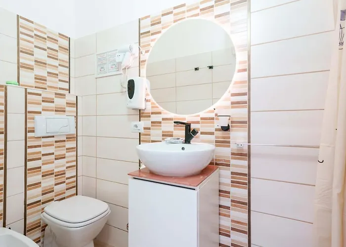 Mirabilia Golden Pensionat Bologna