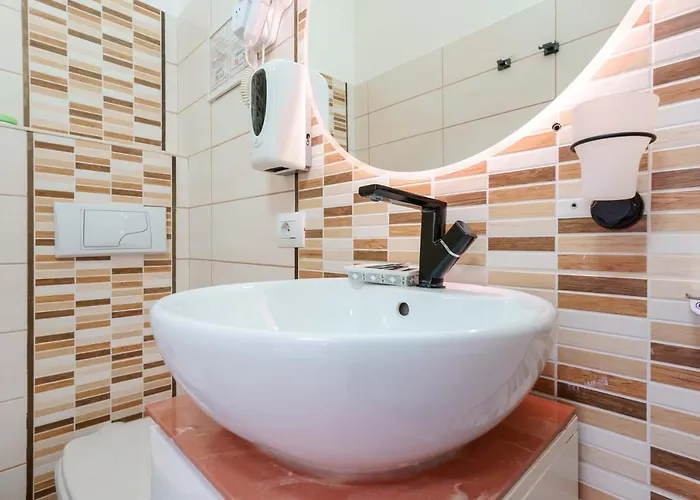 Affittacamere Mirabilia Golden 3*