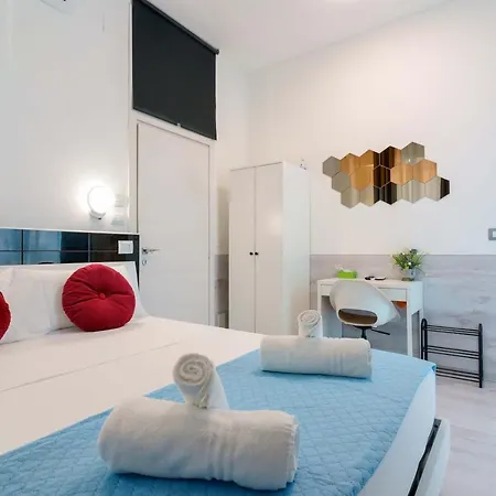 Mirabilia Golden Гостевой дом Болонья